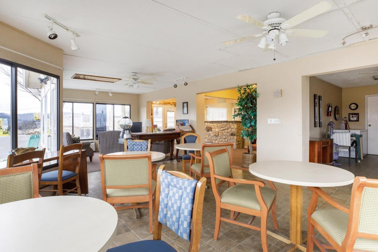 Oyo Hotel Branson Mo-165 ภายนอก รูปภาพ